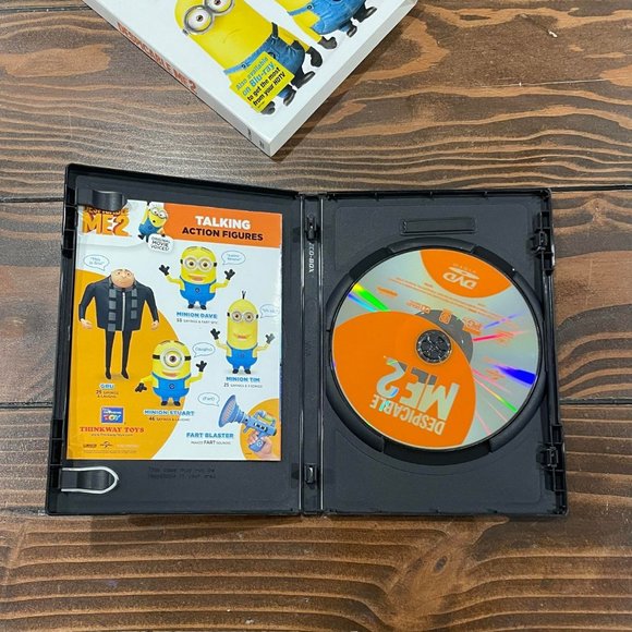 5/$20 Despicable Me 2 DVD Pre-Owned - Picture 4 of 6
